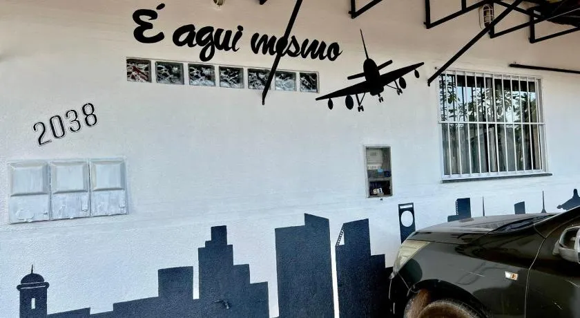 Aeroporto House 4 - Image 1