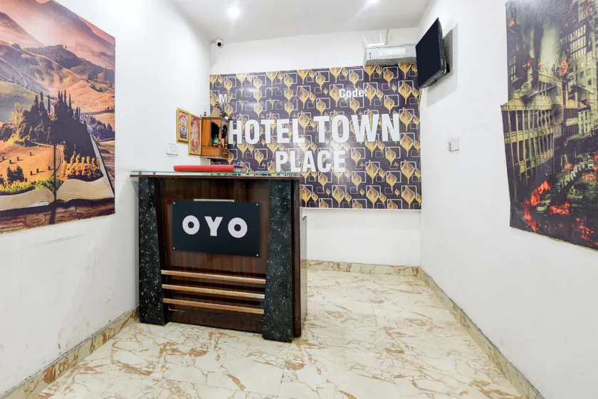 Hotel O Town Palace - Image 1