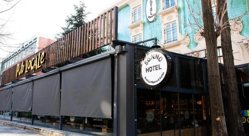 Sonno Boutique Rooms & Suites - Image 1