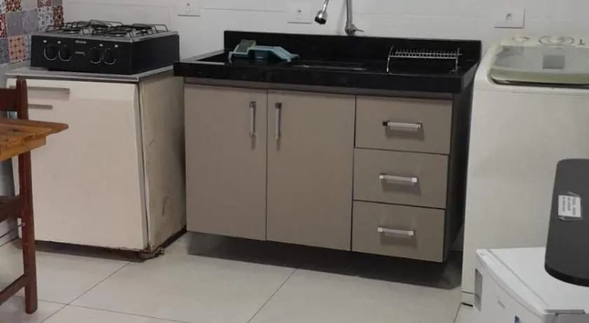 Excelente apartamento completo próximo ao centro - Image 1