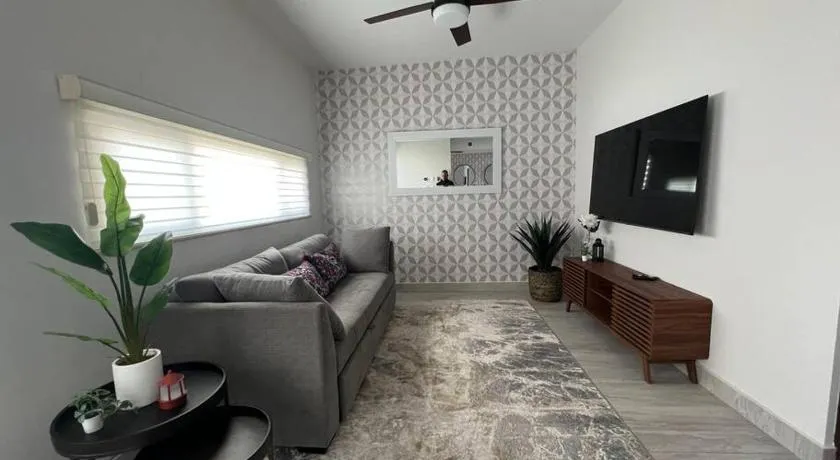 Consulado Home - Image 1
