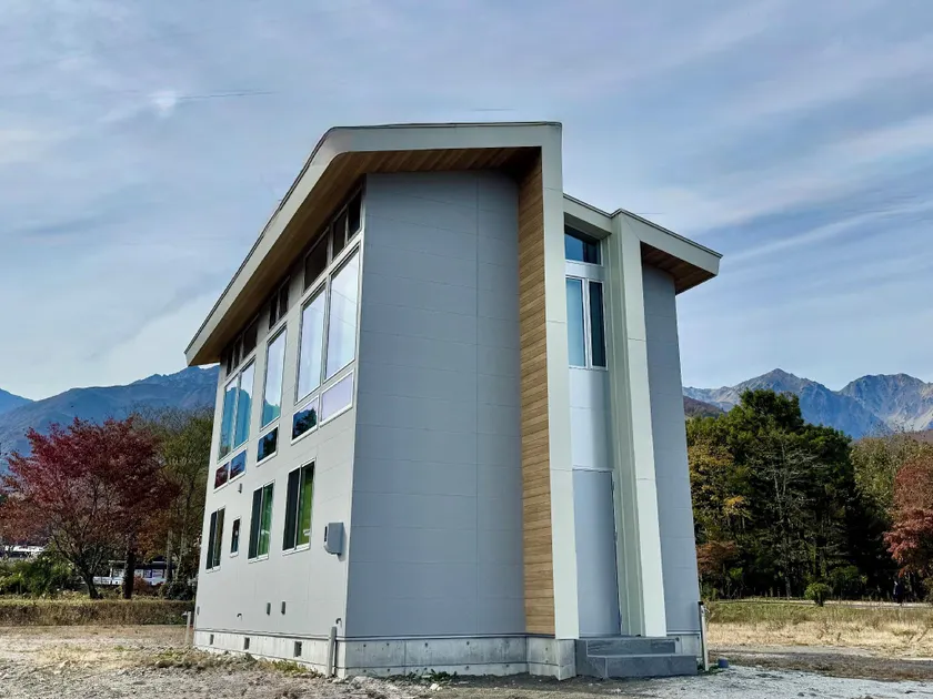 Mk House - Image 1