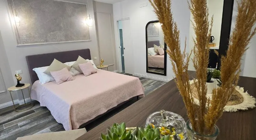 Ni-lù Room's - Image 1