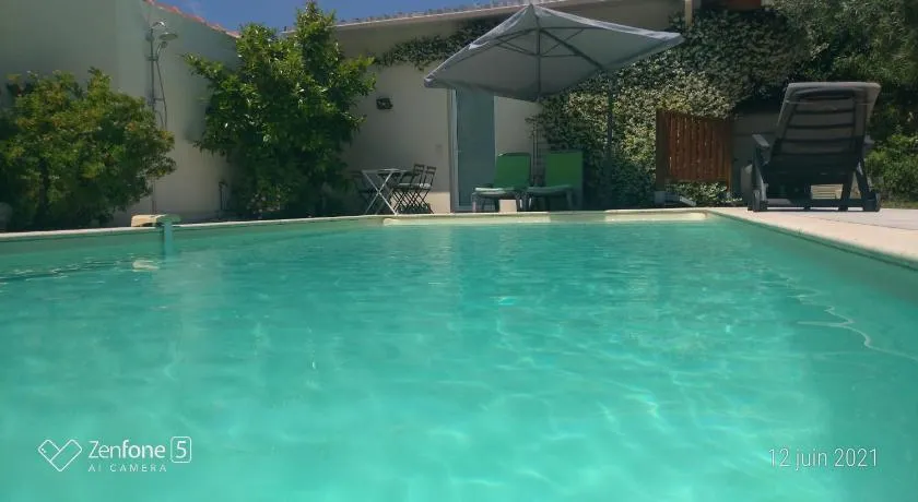 Chambre direct piscine - Image 1