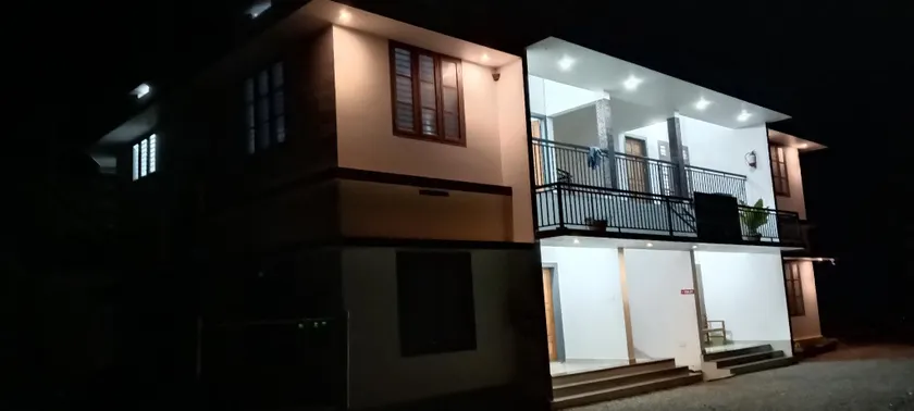 Green palace service villa - Image 1