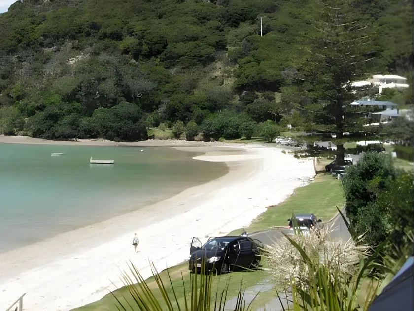 Coromandel Apartments - Image 1