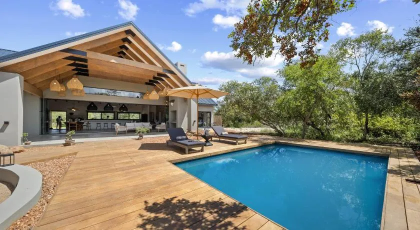 Kimbilia Luxury Villa - Image 1