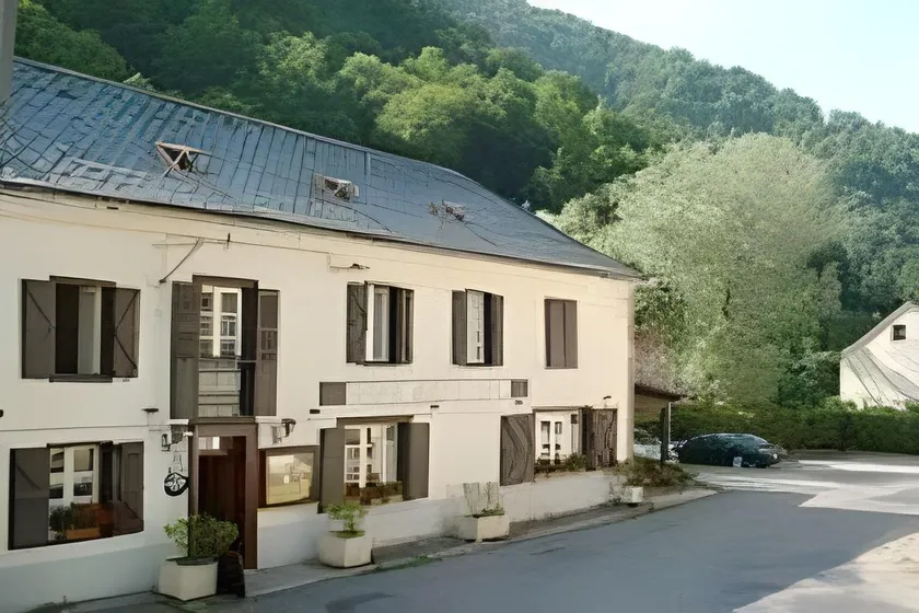 Auberge Des Deux Rivières - Image 1