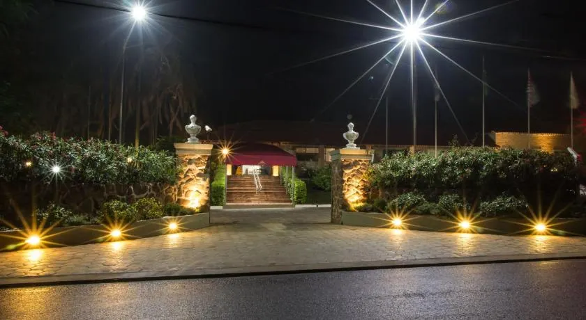 Hotel Real Garden - Image 1