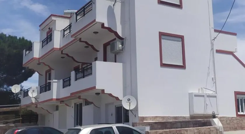 Mama Marina apartement near to the airport - Image 1