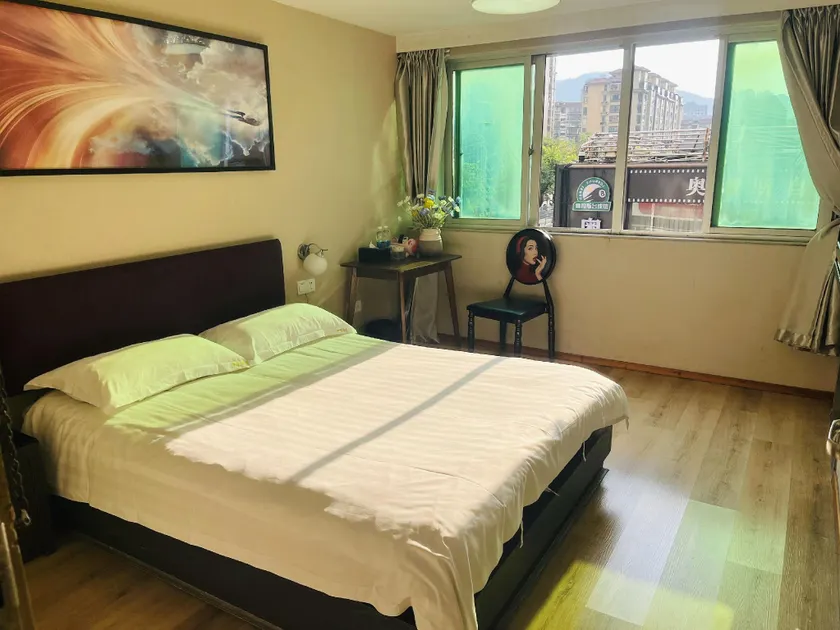 Sanming Four Seasons Sunshine Theme Inn - Image 1