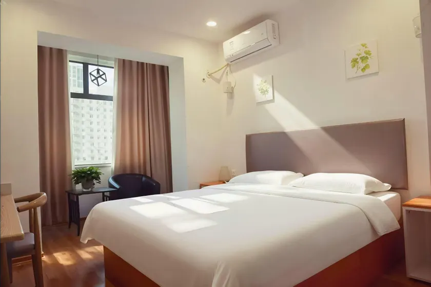 New Kyoto Hotel (Second Middle School Branch) - Image 1