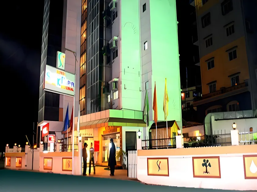 Hotel Saikripa Imperial - Image 1