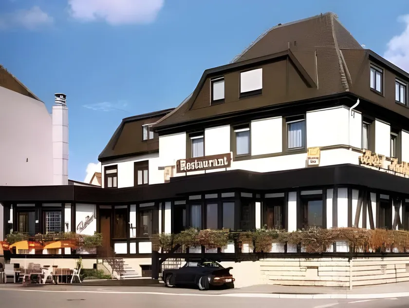Hotel Karlshof - Image 1