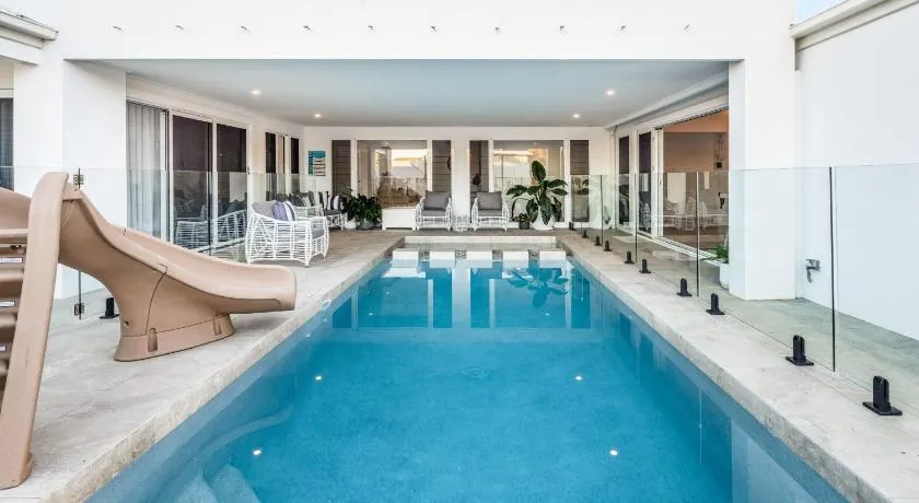Golden Beach Ultimate Family Getaway - Pool & Spa - Image 1