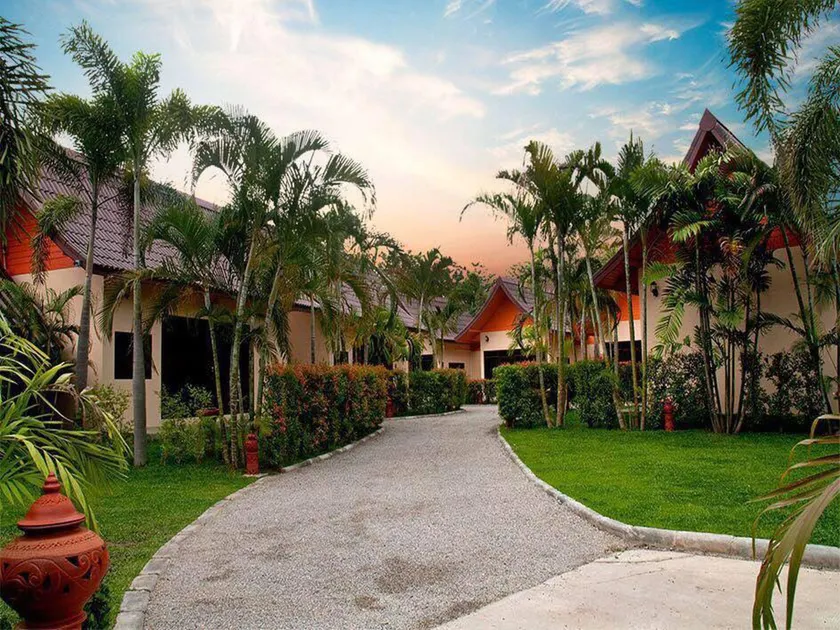 Rommai Reunngam Resort - Image 1