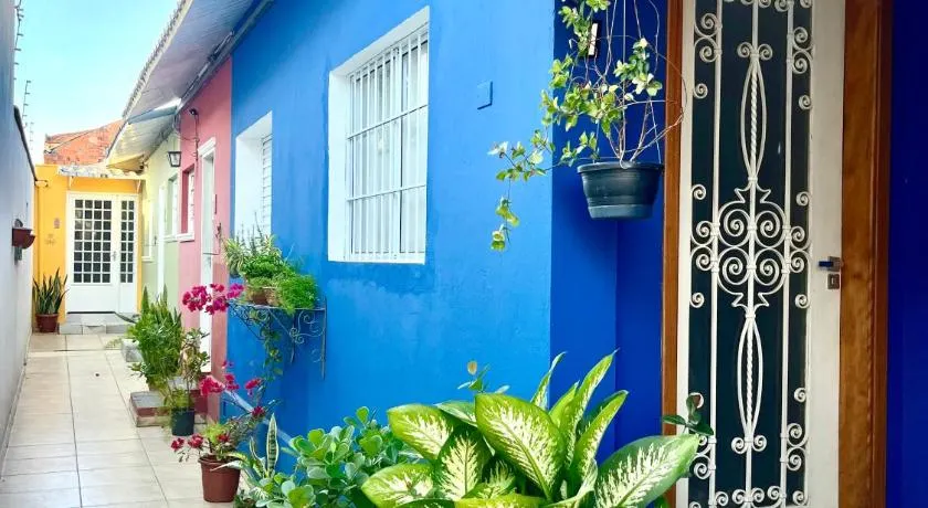 Casa com ótima localização - Image 1