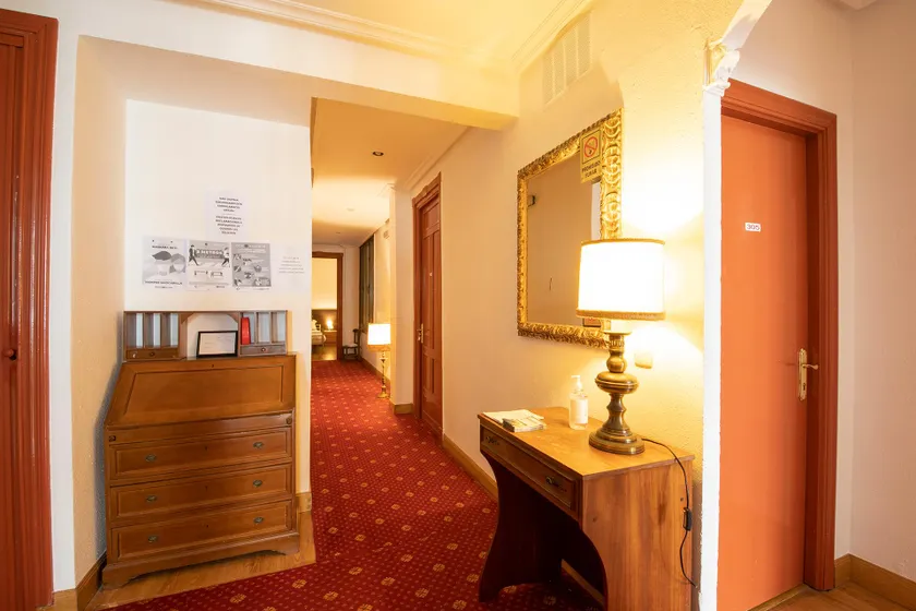Kontxa Guesthouse - Auto Check-in - Image 1