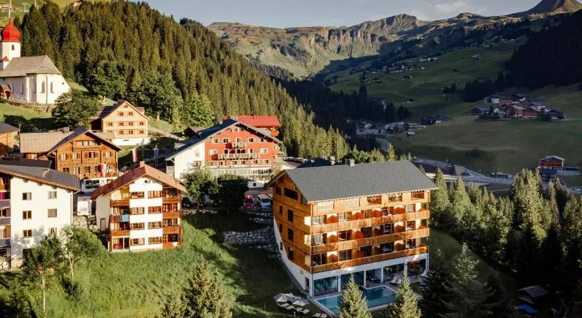 Adler Damüls Gasthof Hotel - Image 1