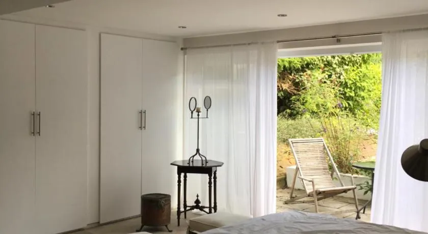 Private luxury retreat - Image 1