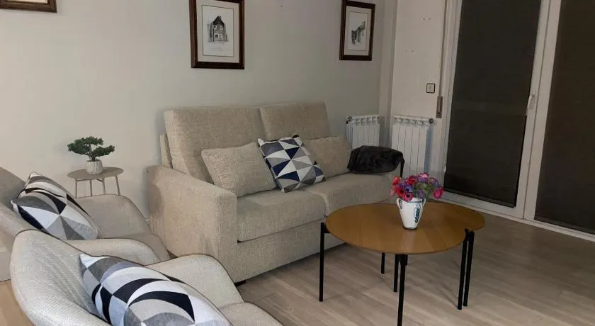 Apartamento Los Valles - Image 1