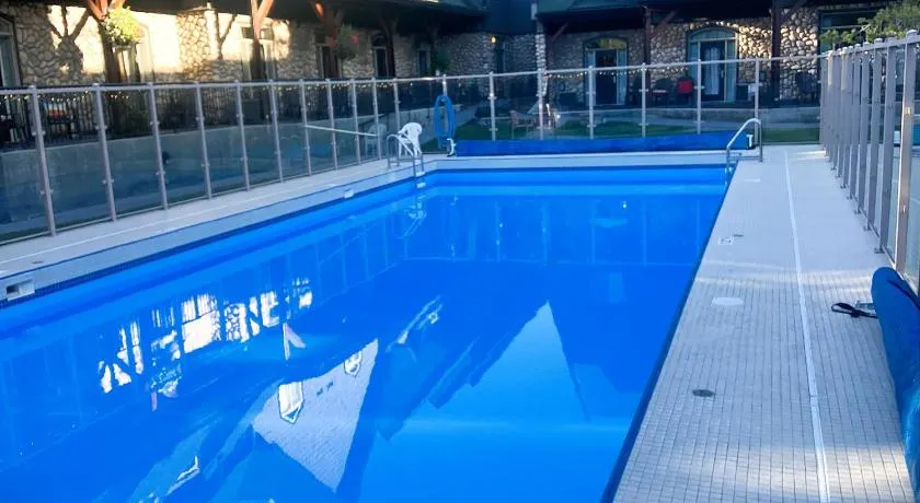 Renovated Chalet at Mystic Springs, Pool, Hot Tub! - Image 1