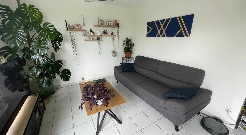 2room apartment very central - Image 1