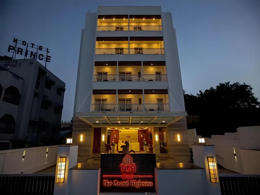 The Grand Highness - Image 1