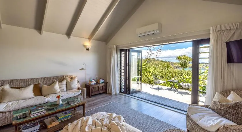 The Moorings Studio Apartments - Be My Guest Waiheke - Image 1