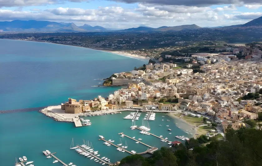 Vista Mare - Image 1