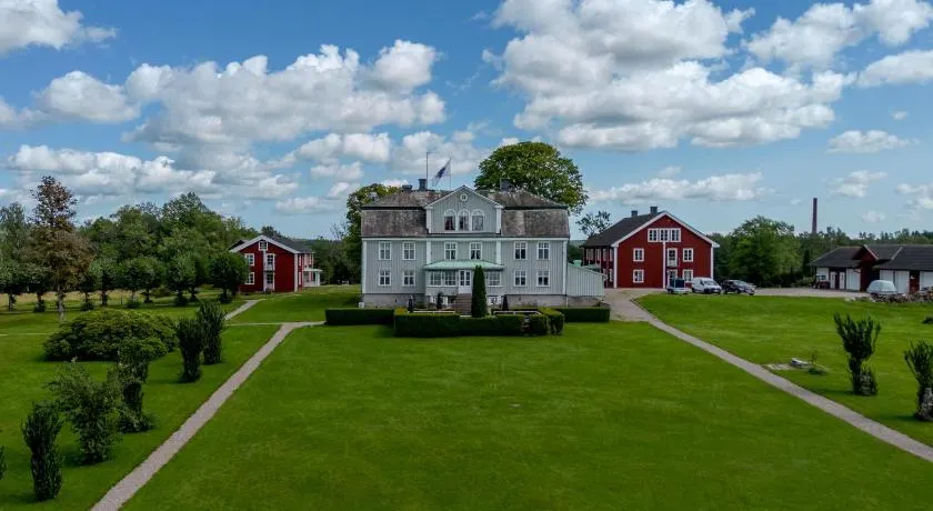 Svaneholm Hotel  - Image 1