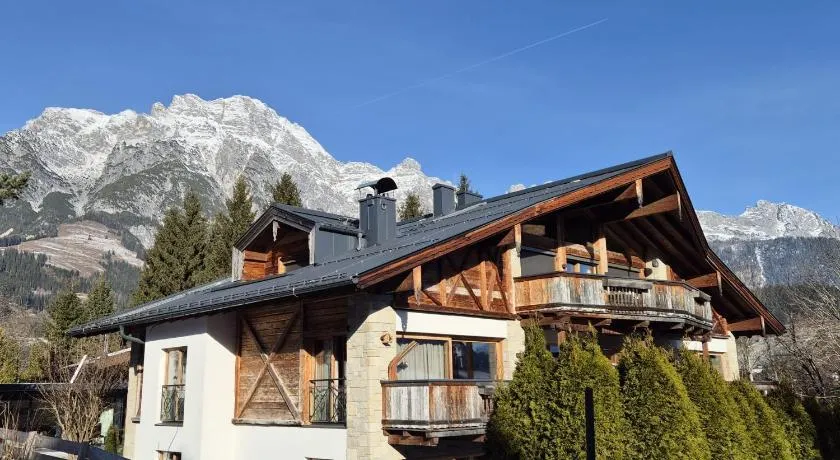 Mountain Lodge Leogang-Premium Apartment, Balkon, Bergblick, Kamin, Sauna - Image 1