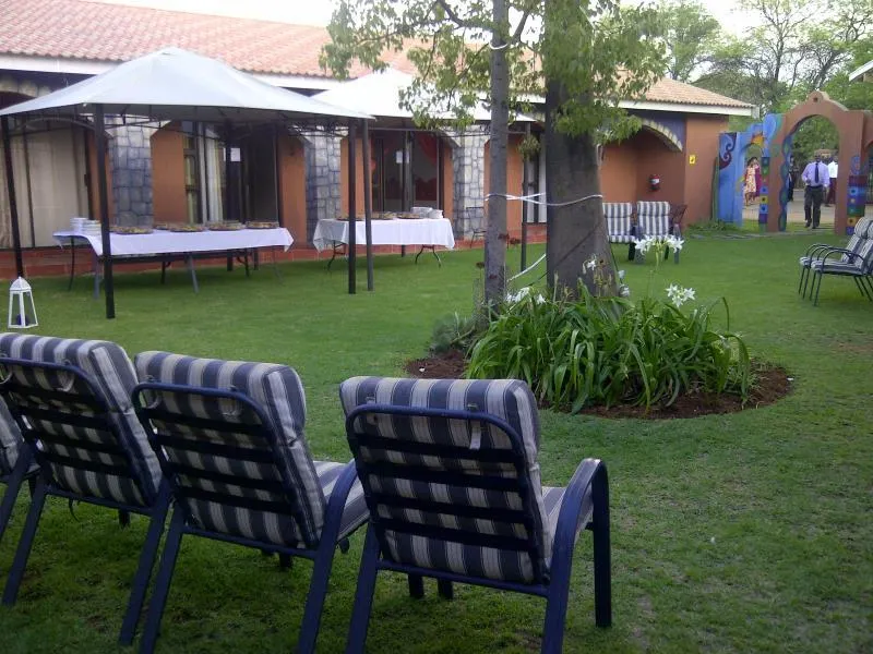 Villa Mexicana Guesthouse - Image 1