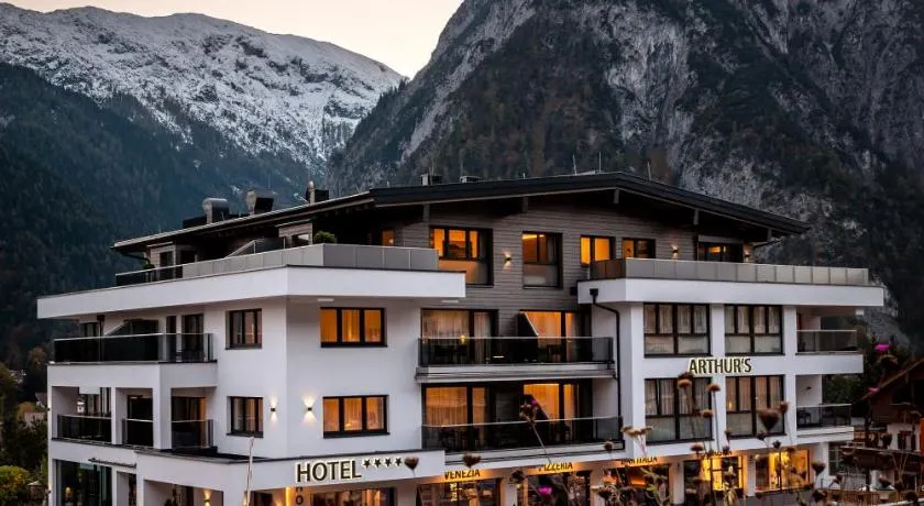 Arthur's Hotel und Apartments am Achensee - Image 1