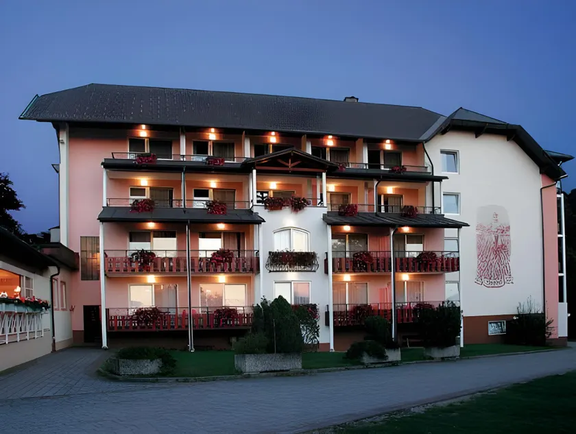 Hotel Streklhof - Image 1