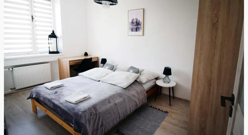 Color 24 - Apartament ARTEL - Image 1