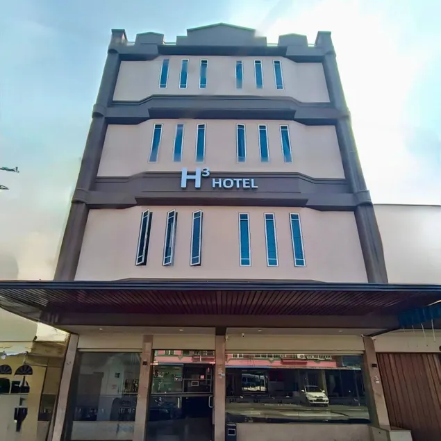 H3 Hotel - Image 1
