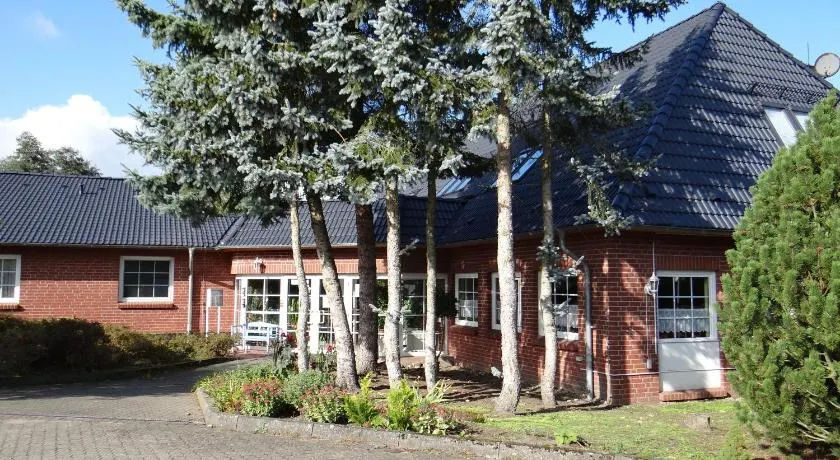 Hotel zum Fährhaus - Image 1