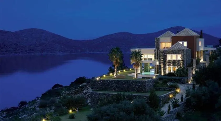 Villa Atlantis - Image 1