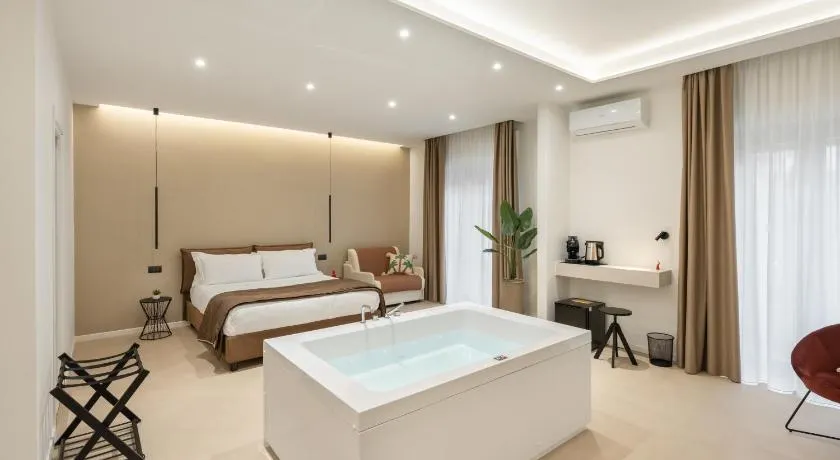 Cali Luxury Suites - Image 1