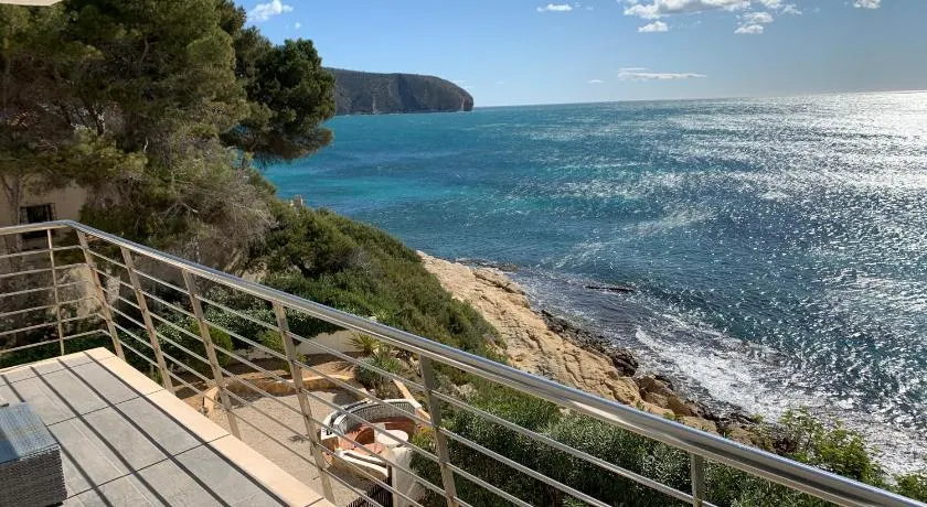Moraira Sea front, first line, Air Conditioning, heating, First floor, 2 habs 4beds - Image 1