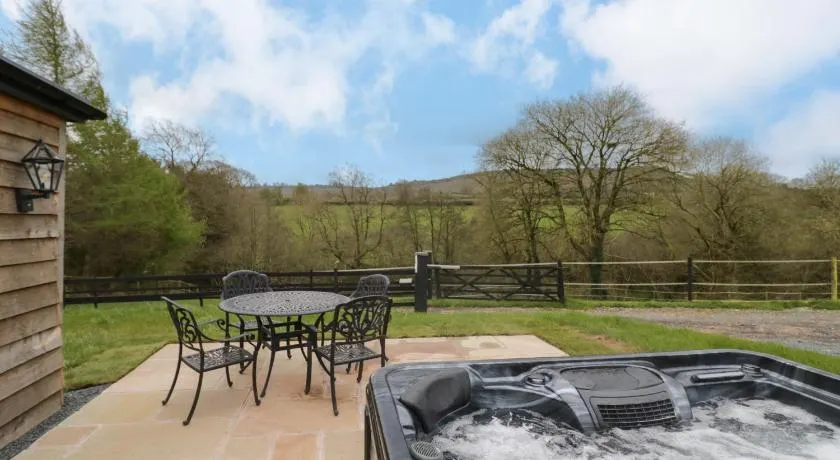 Goldthorne Lodge - Image 1