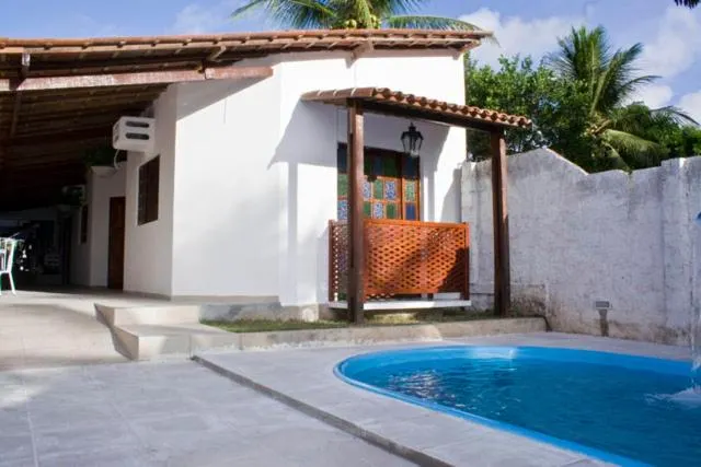 Dormitório Dourada Costa - Image 1