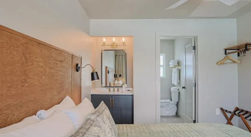 Gloria Inn - Unit 4 - Image 1