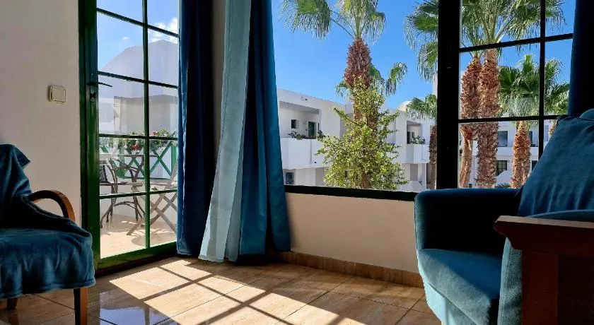 Lovely apartment Mira with pool - Image 1