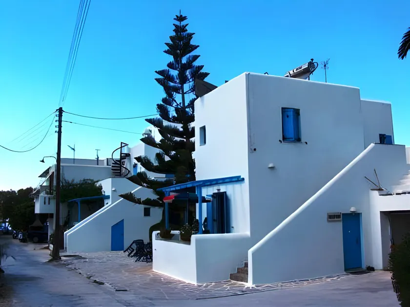Magginas Studios - Image 1