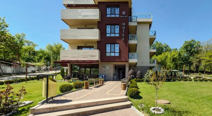 Victoriya's House - Image 1