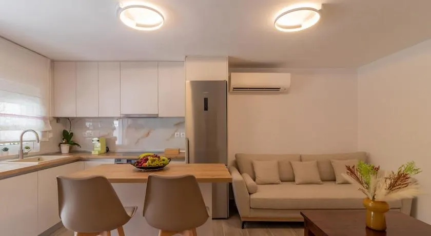 Christina's Apartment - Image 1