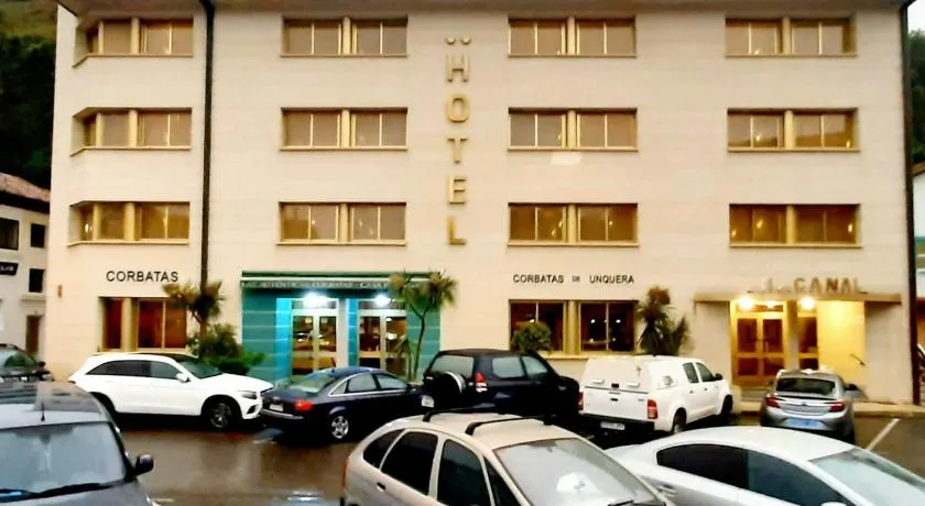 Hotel Canal - Image 1