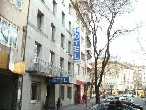 Hotel Central - Image 1